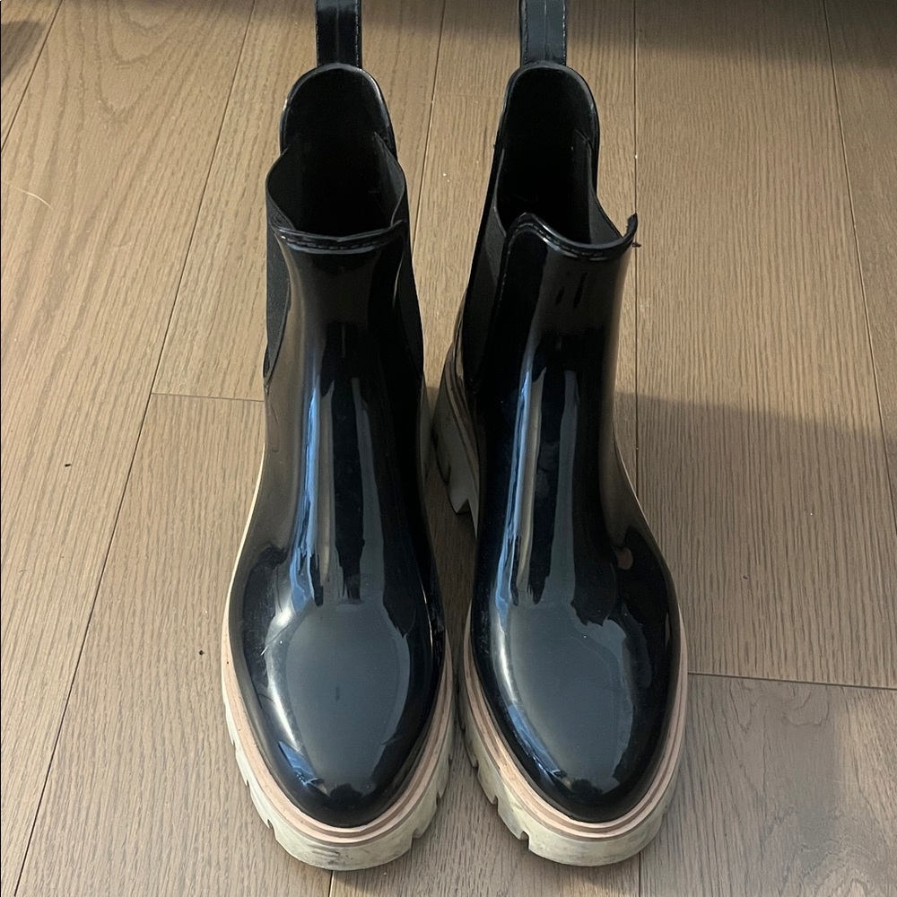 Dolce vita rain boot